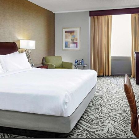 Doubletree By Hilton Hotel & Executive Meeting Center Omaha-Downtown Buitenkant foto