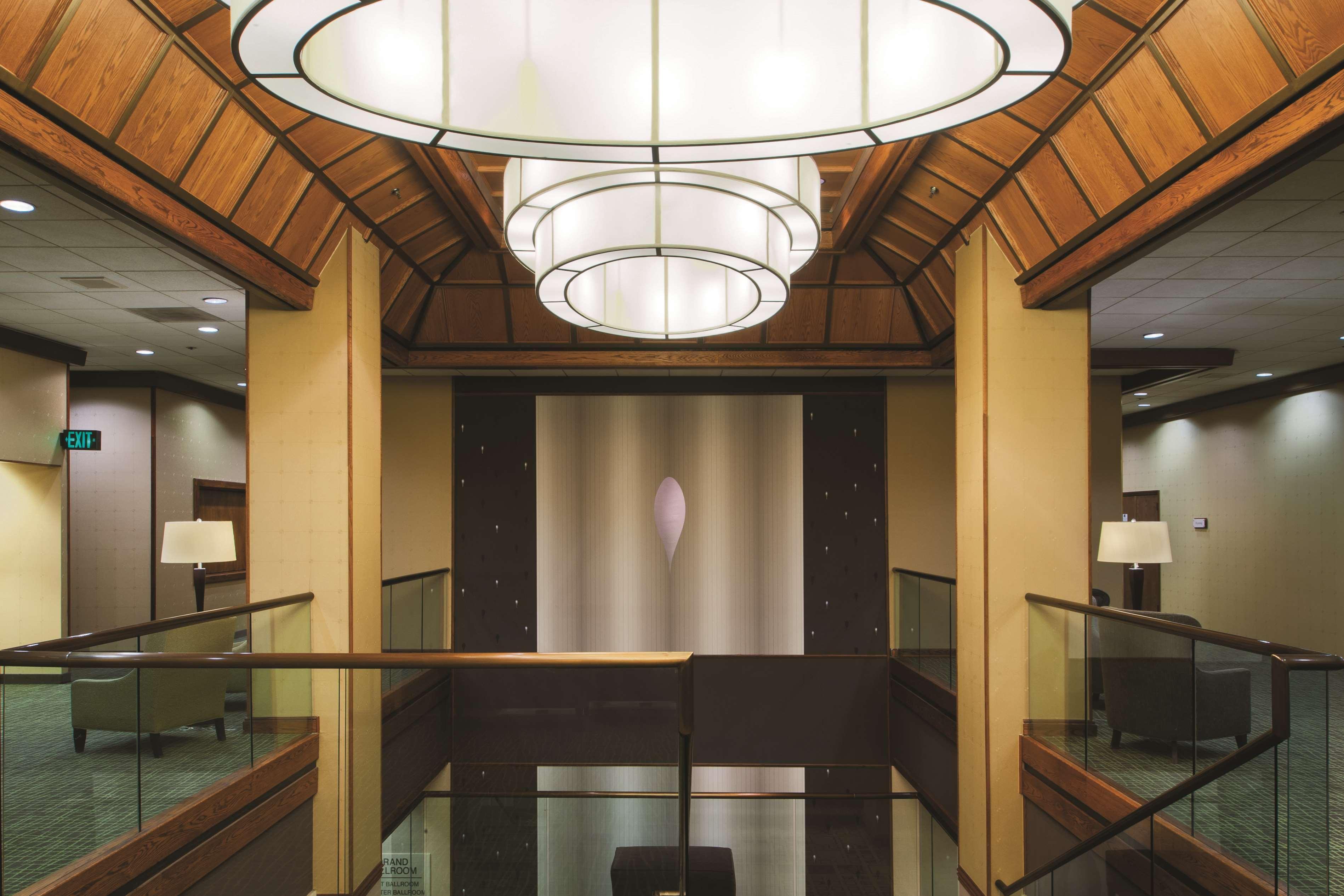 Doubletree By Hilton Hotel & Executive Meeting Center Omaha-Downtown Buitenkant foto