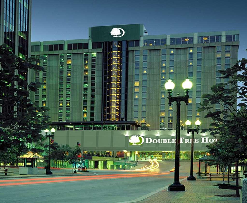 Doubletree By Hilton Hotel & Executive Meeting Center Omaha-Downtown Buitenkant foto
