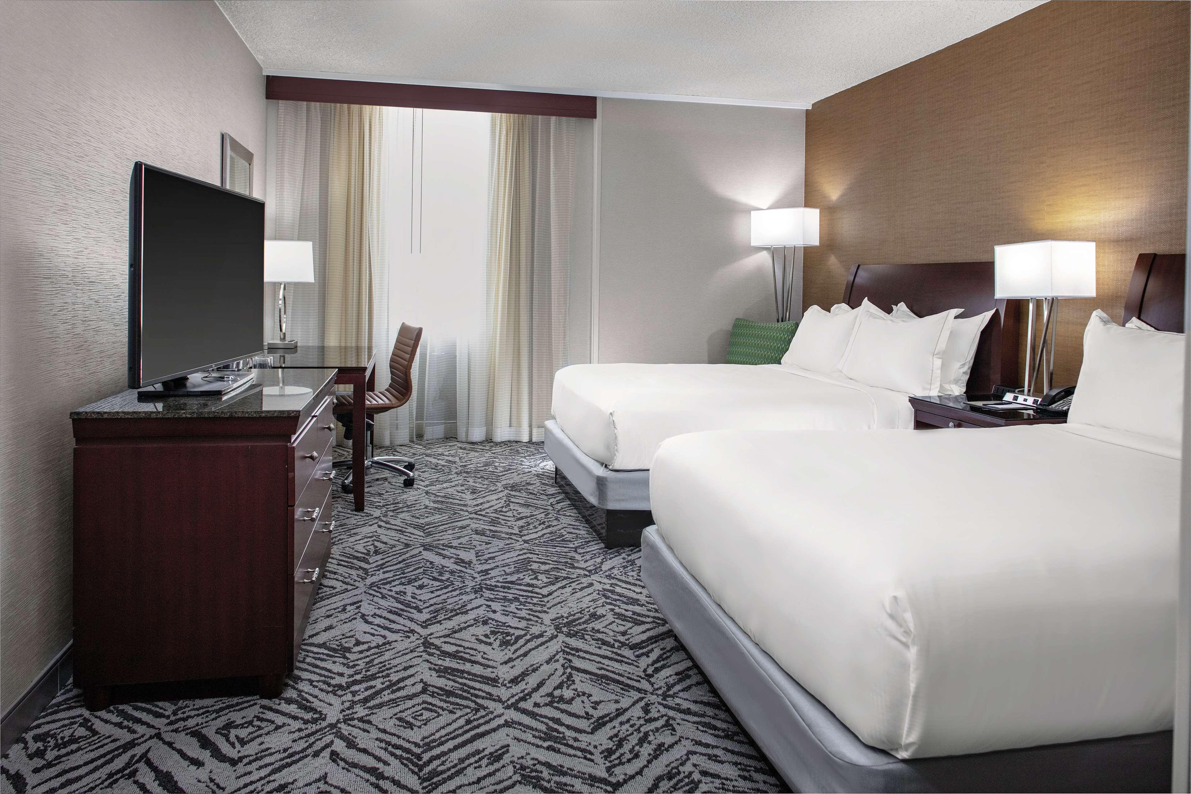 Doubletree By Hilton Hotel & Executive Meeting Center Omaha-Downtown Buitenkant foto