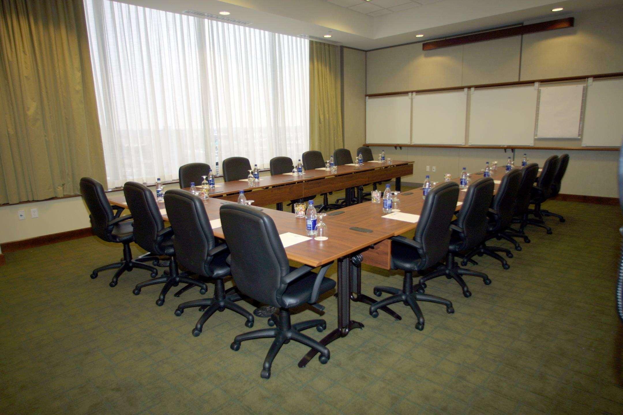 Doubletree By Hilton Hotel & Executive Meeting Center Omaha-Downtown Buitenkant foto